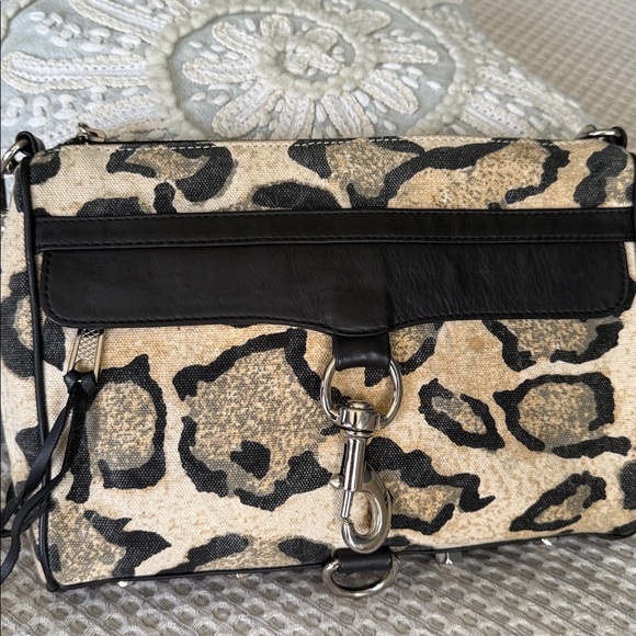 Leopard Print Crossbody Bag - Picture 4 of 5
